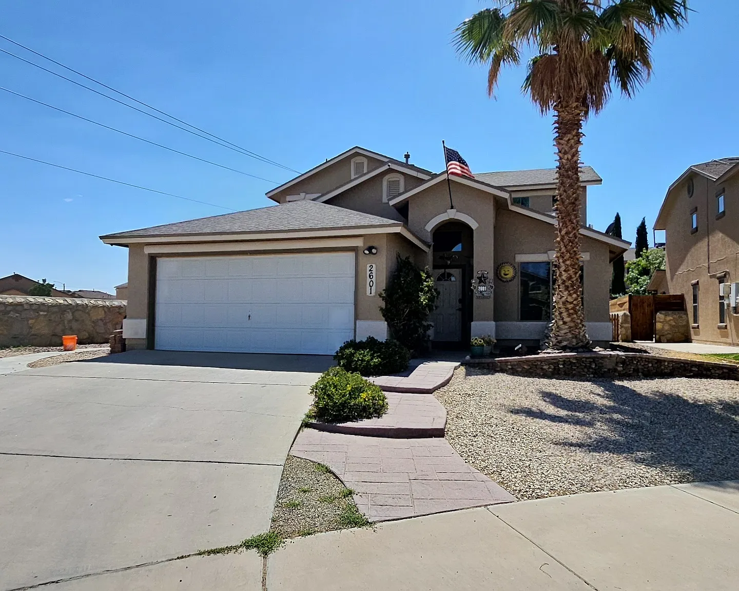 4 bed, 2.5 bath, 1821 sqft, $2,100 — Photo 1