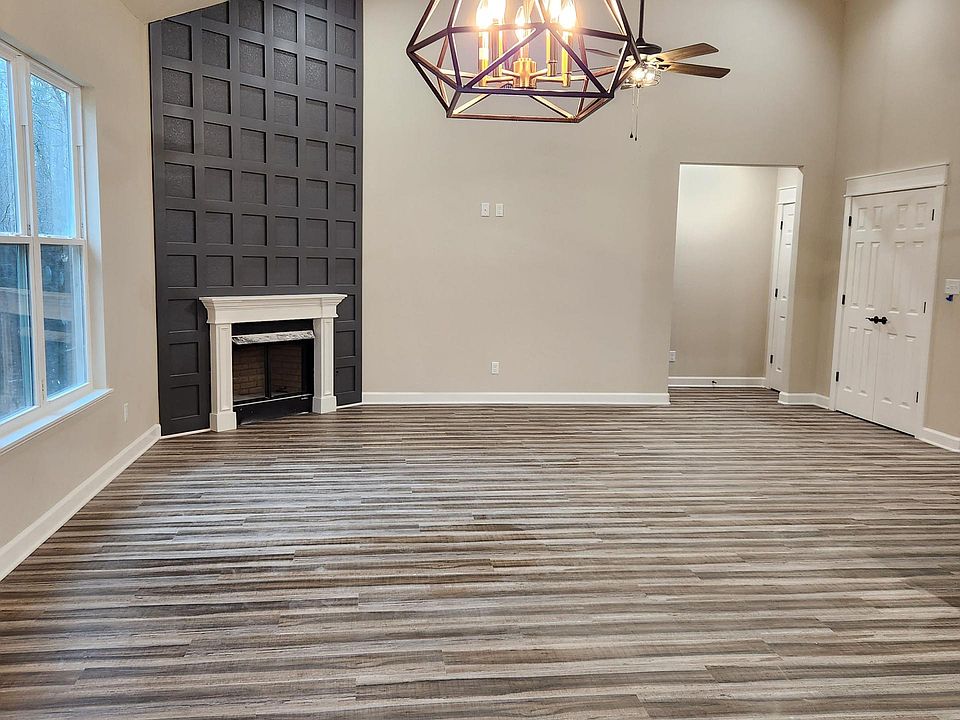 1st image of 341 Diamondhead Dr