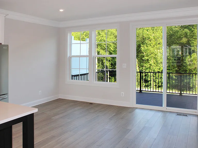 1274 Laconia Ln — Photo 10