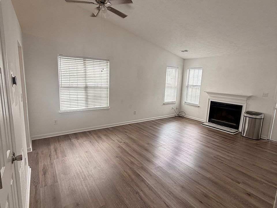 1st image of 4068 Heritage Valley Ct