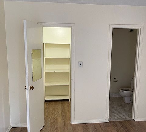 4th image of 7 Gates Ave #G