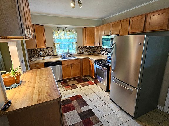 5th image of 109 Valley Ct