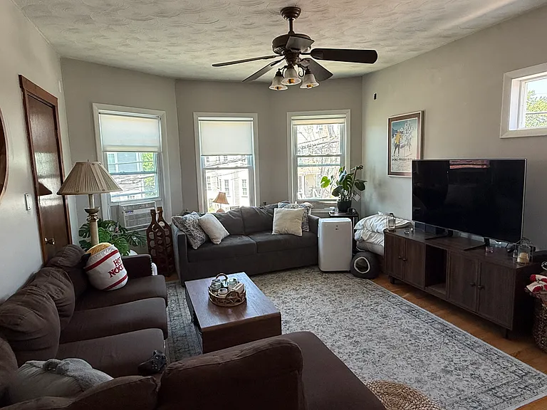 83 Litchfield St #3 — Photo 28