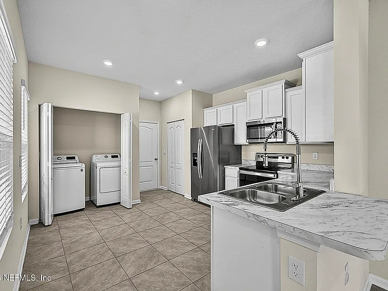 7739 Legacy Trl — Photo 7
