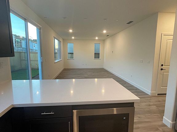 4th image of 4451 French Dr