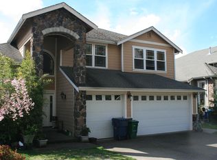 8227 117th Ave SE, Newcastle, WA 98056