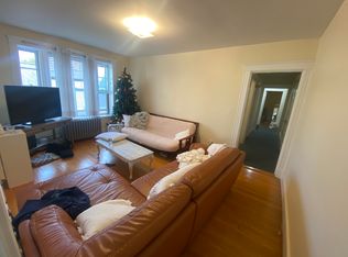 25 Fairfield St APT 2, Cambridge, MA 02140