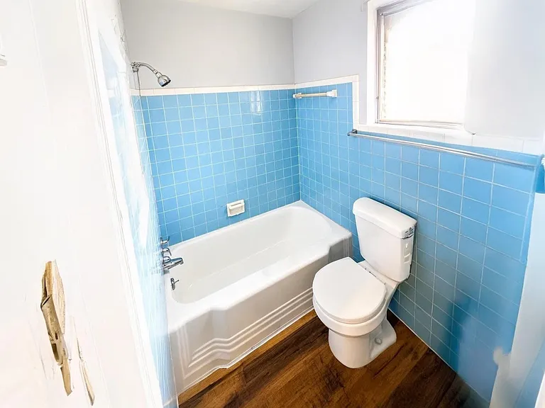 2252 Maple Ave — Photo 10