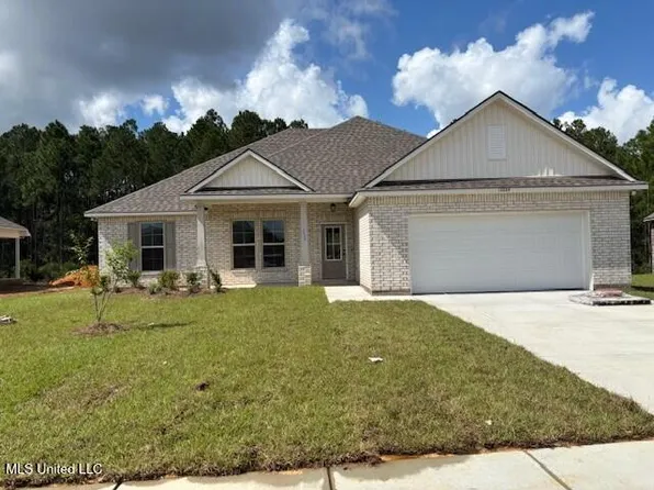 15084 High Point Dr, Gulfport, MS 39503
