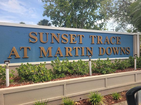 4th image of 3295 SW Sunset Trace Circle