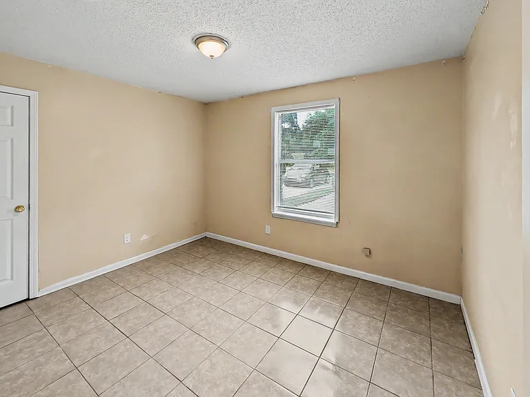1007 Winton Ave #A — Photo 16