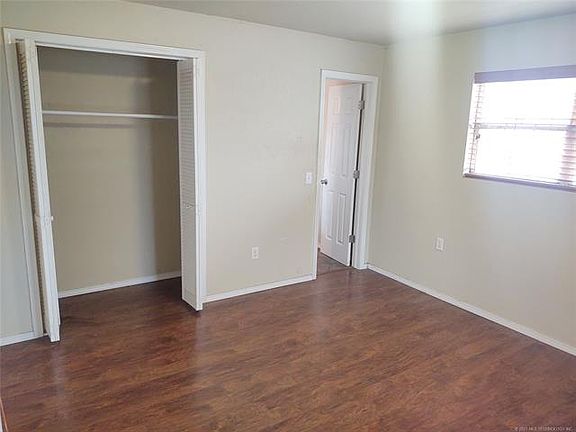 5th image of 309 W Eufaula St