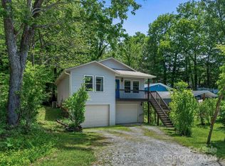 141 Locust Ct, Arden, NC 28704