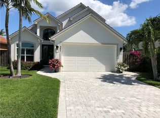 581 96th Ave N, Naples, FL 34108