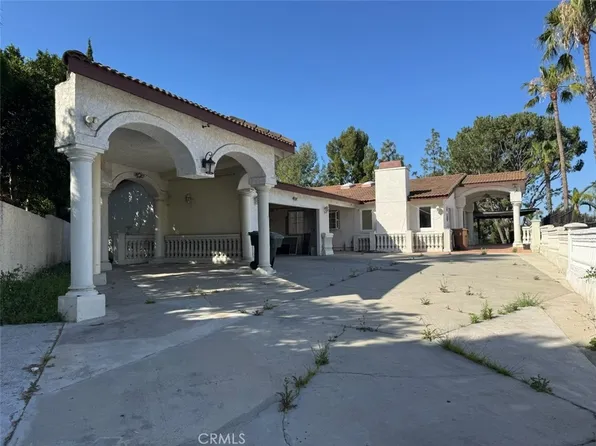 279 S Owens Dr, Anaheim, CA 92808