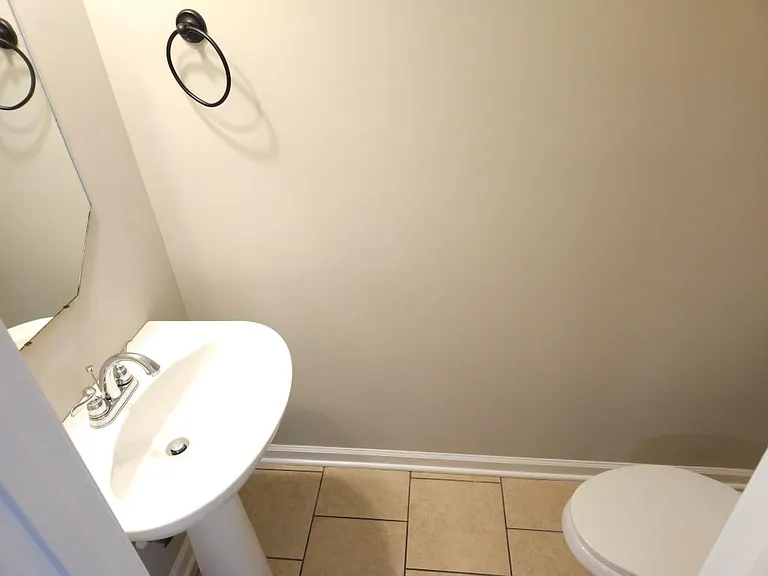 705 Crestland Ave #B1 — Photo 5