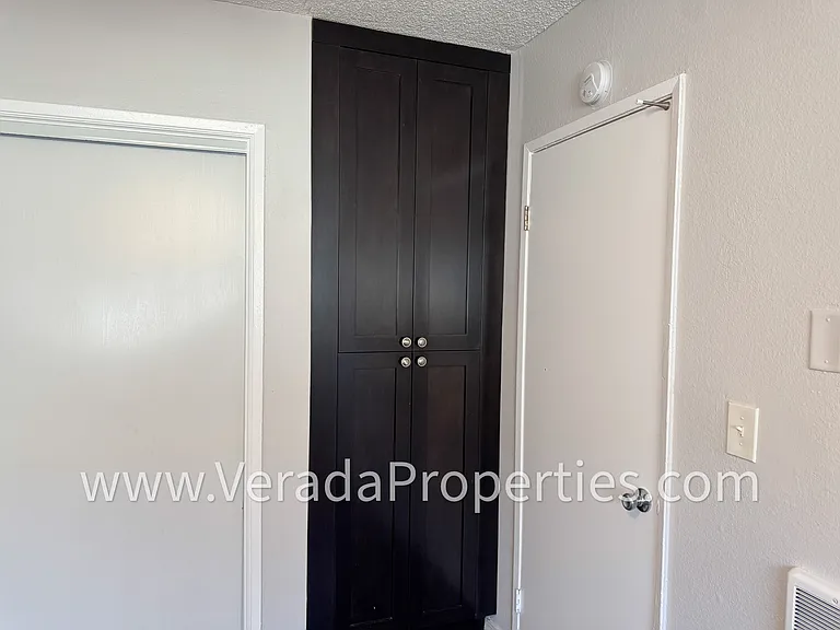 3514 Van Dyke Ave #8 — Photo 9