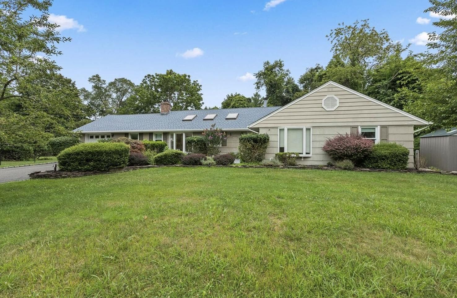 42 Acorn Ln, Stony Brook, NY 11790 Zillow