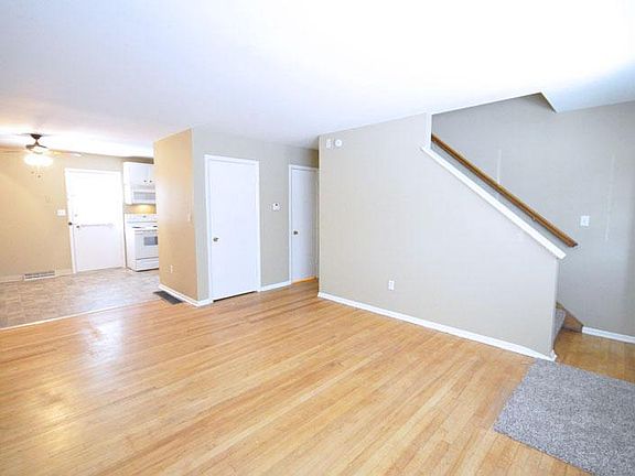 2nd image of 85 Illinois Ave APT H