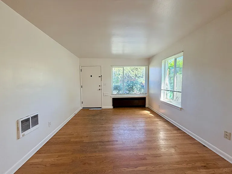 168 Boston St — Photo 10