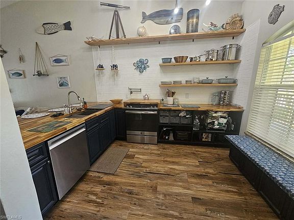 5th image of 266 Newport DR #310