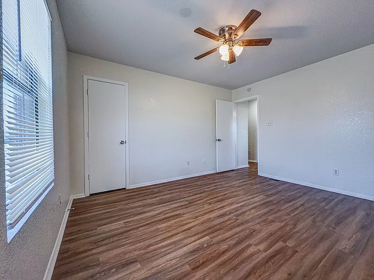 1103 Shanarae Cir — Photo 11