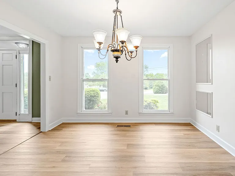 108 Rolling Meadow Dr — Photo 15