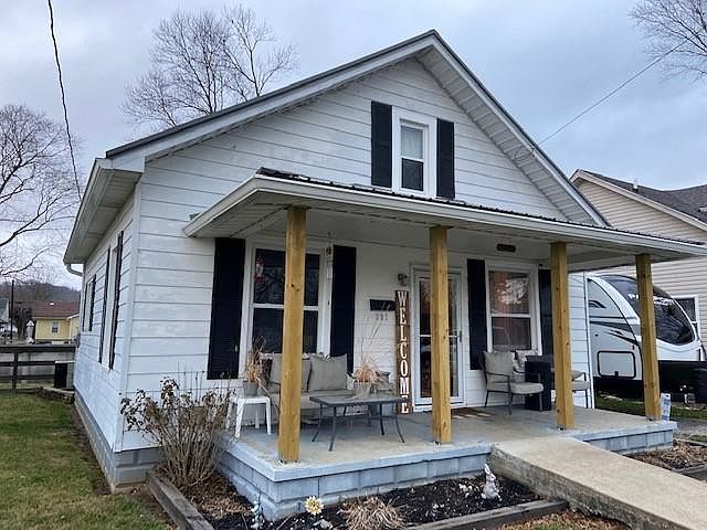 1st image of 307 Barkley St