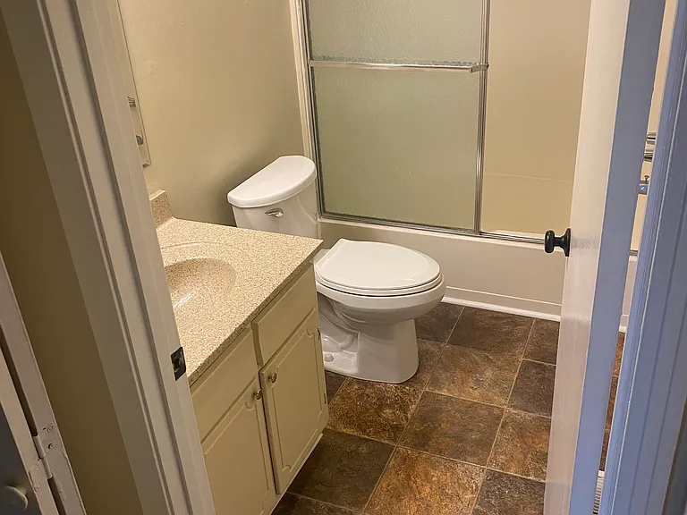 1316 Diuguid Dr — Photo 9