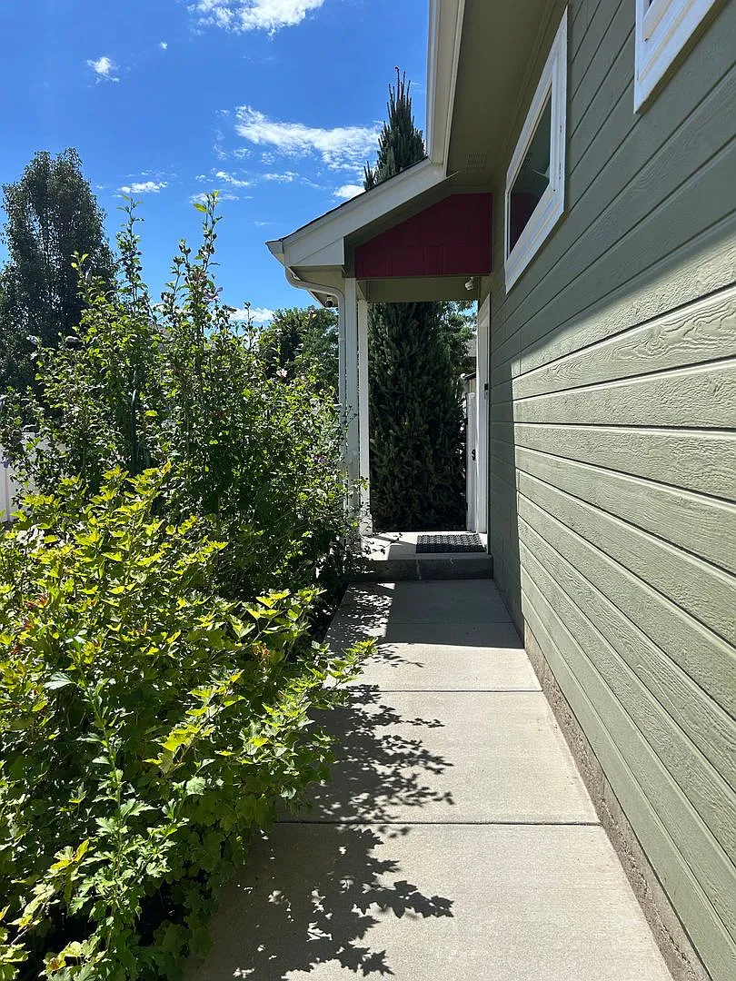 2 Bed 1 Bath Wonderful Carriage Apartment in Weld County! — Photo 2