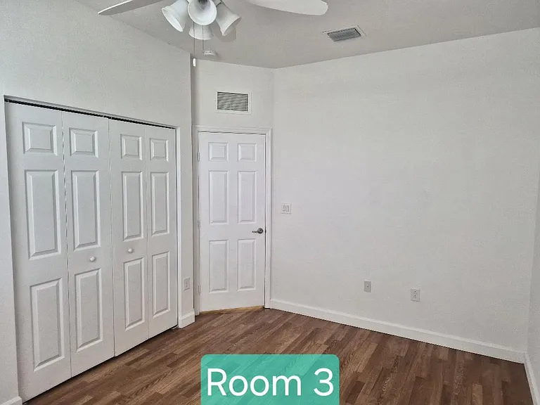 11329 SW 233rd St — Photo 8