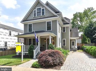 24 W Del Ray Ave, Alexandria, VA 22301