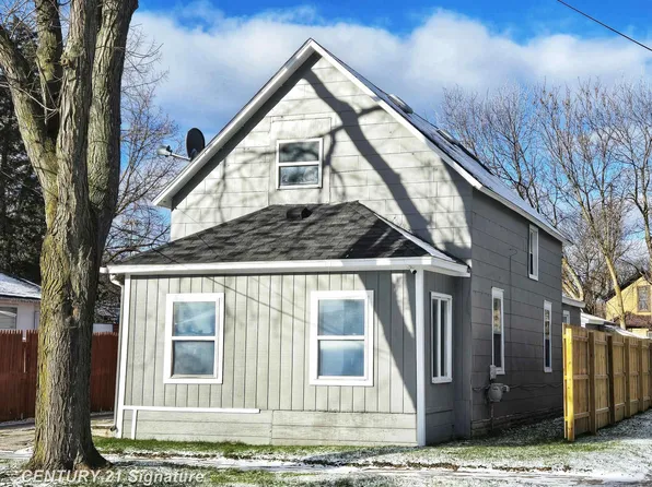 1711 S Niagara St, Saginaw, MI 48602