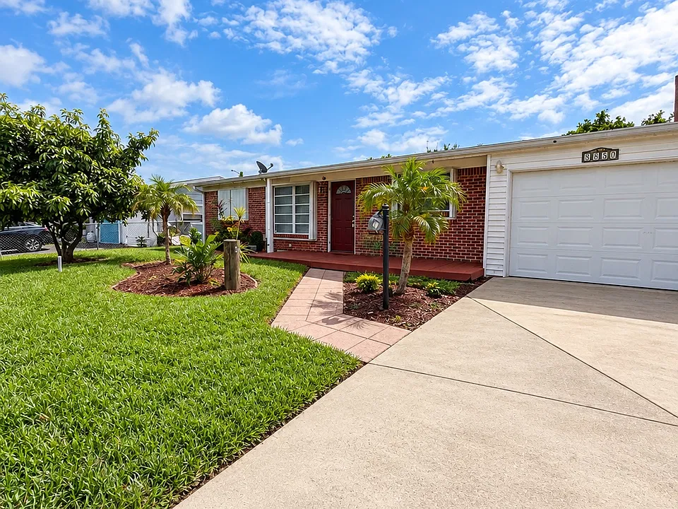 3750 Gull Rd