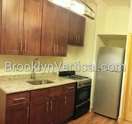 Rented by Brooklyn Vertical Inc. | media 3