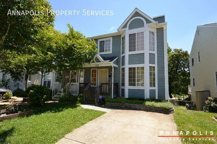 687 Genessee St — Photo 1
