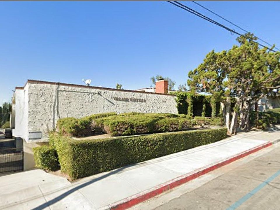 1st image of 7639 College Ave APT 11