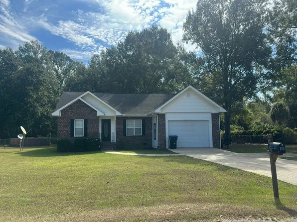 134 Live Oak Dr, Lucedale, MS 39452