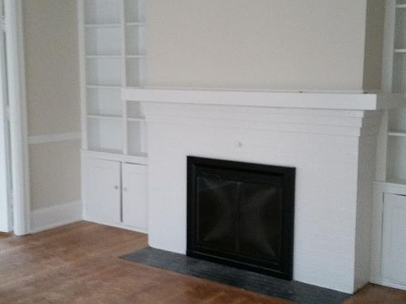 2nd image of 703 W Ferry St