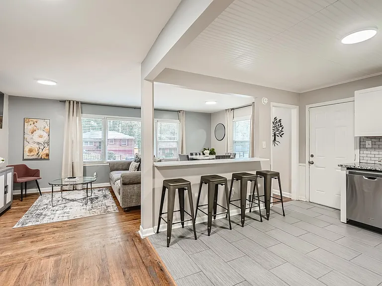 2323 Polar Rock Ave SW — Photo 13