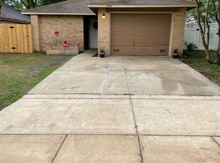 11330 Jarbo Pass Dr, San Antonio, TX 78245