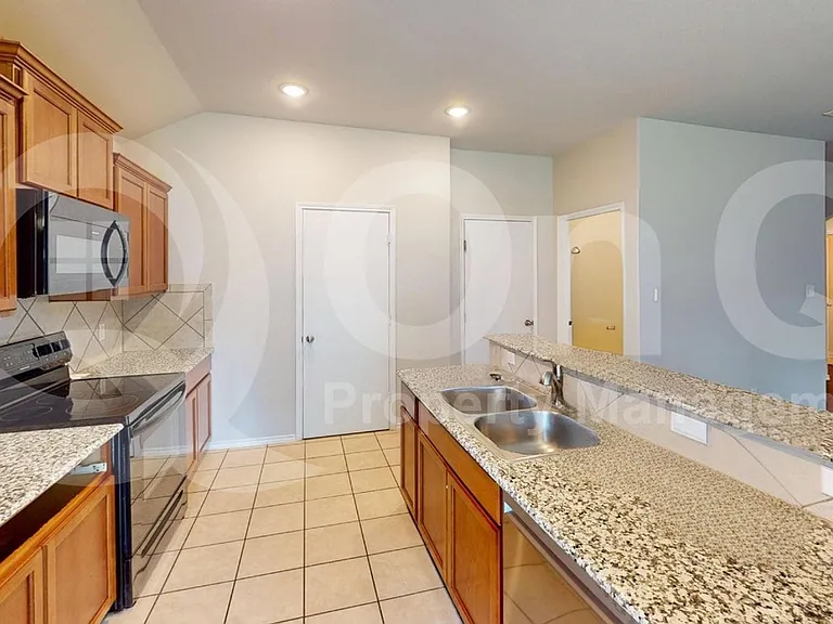 5513 Diaz Ave — Photo 5
