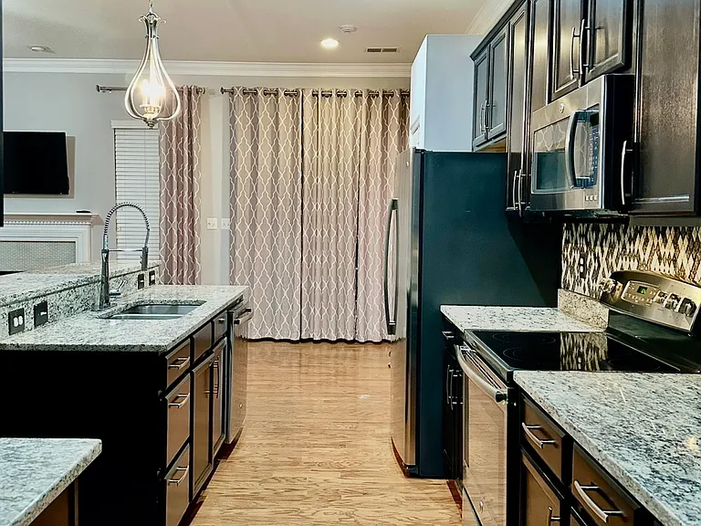 172 Shrewsbury Dr — Photo 11