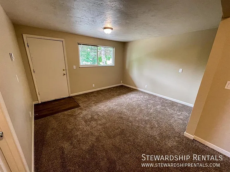 1859 W 12th Ave — Photo 7