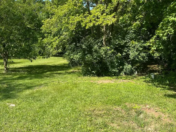 9 King St, Kearneysville, WV 25430