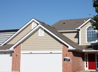 1640 Buttonwood Cir APT 3111, Schaumburg, IL 60173