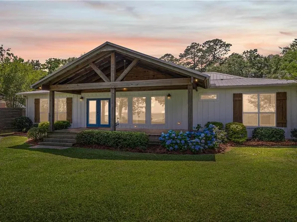 7047 Bay Rd, Mobile, AL 36605