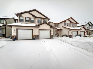 15152 33rd St NW, Edmonton, AB T5Y 0J7