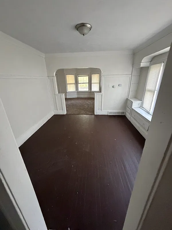 2 bed, 1.0 bath, 1071 sqft, $1,200 — Photo 3