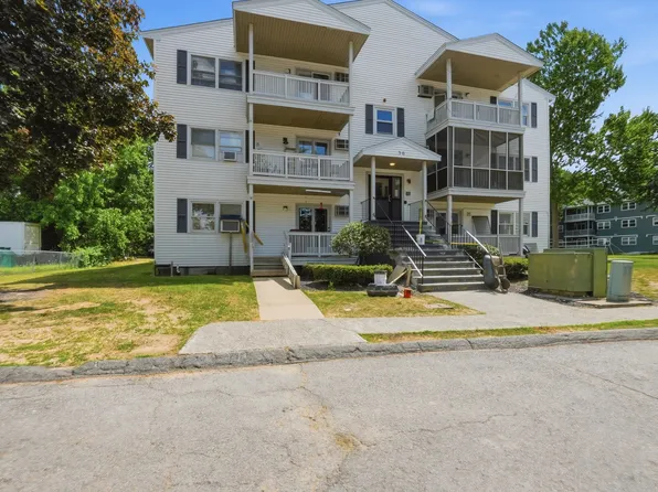 30 Abbey Rd APT 102, Leominster, MA 01453